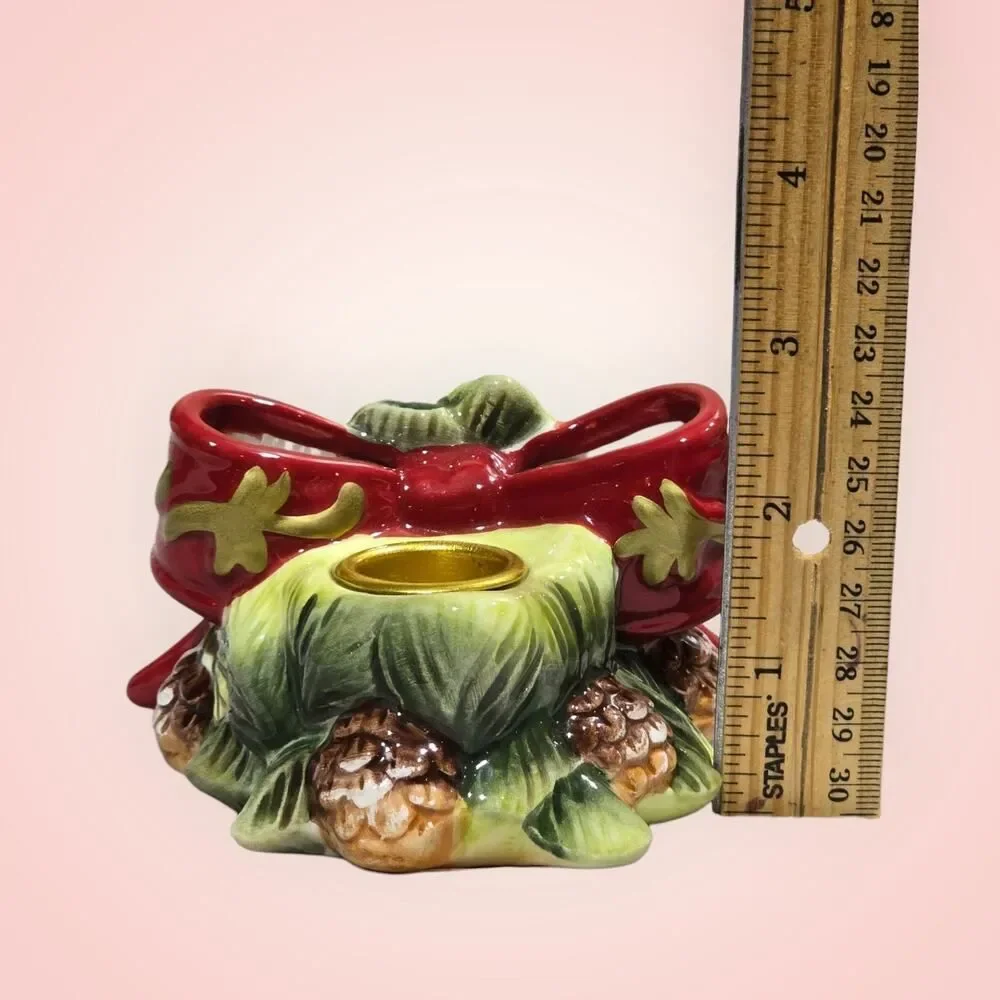 VTG Ceramic Christmas Wreath Candle Holders With Pinecones And Red Bow‎ 3D